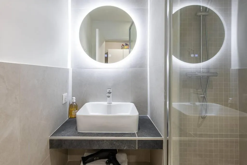 Maison Francois : Cosy Loft With Ac Paris Apartment