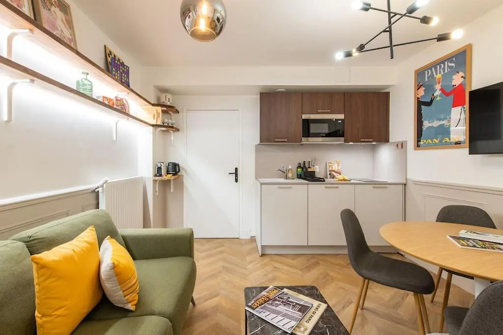 Maison Francois : Cosy Loft With Ac Paris France